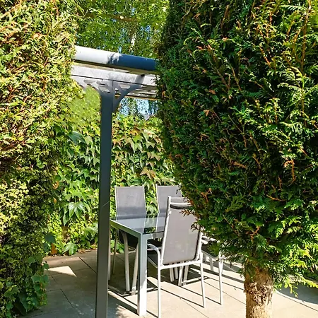Holiday home Insel-reetkate Auf *